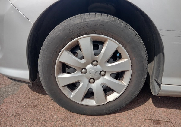Peugeot 308 cena 12950 przebieg: 170000, rok produkcji 2010 z Poznań małe 121